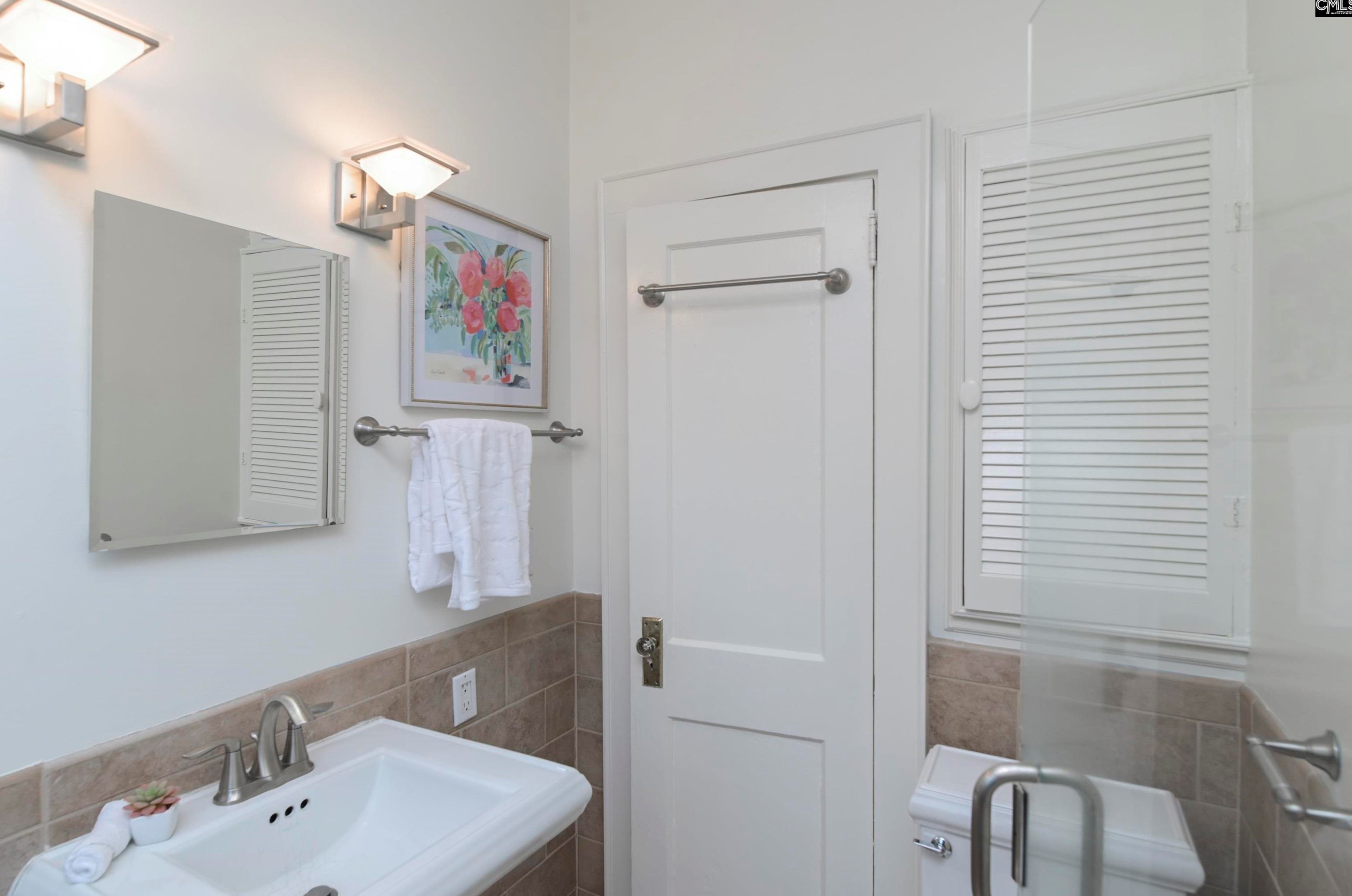 3604 Monroe St, Columbia SC 29205-3519 exterior