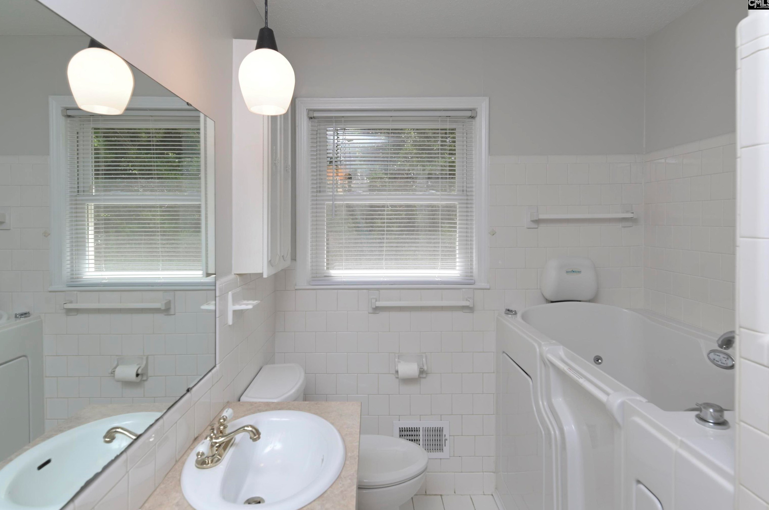 211 Garmony Rd, Columbia SC  29212-3224 exterior