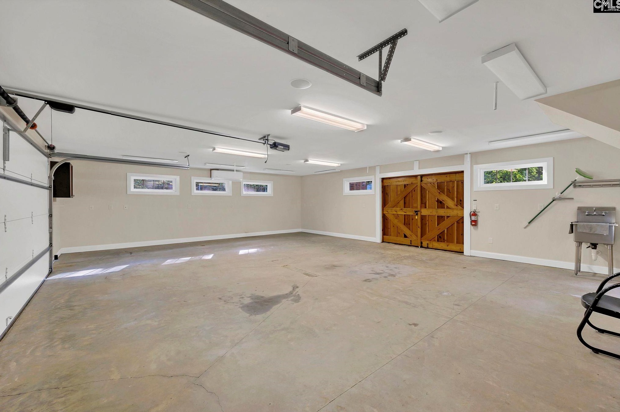 400 Lydgate Dr, Columbia SC 29210-4219 exterior