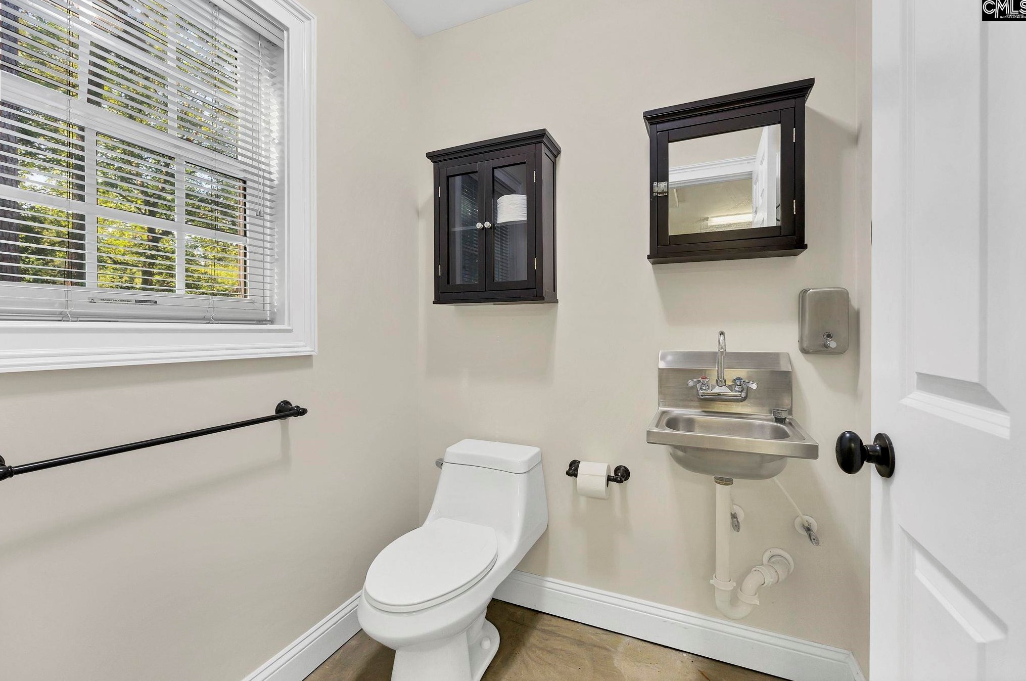 400 Lydgate Dr, Columbia SC 29210-4219 exterior