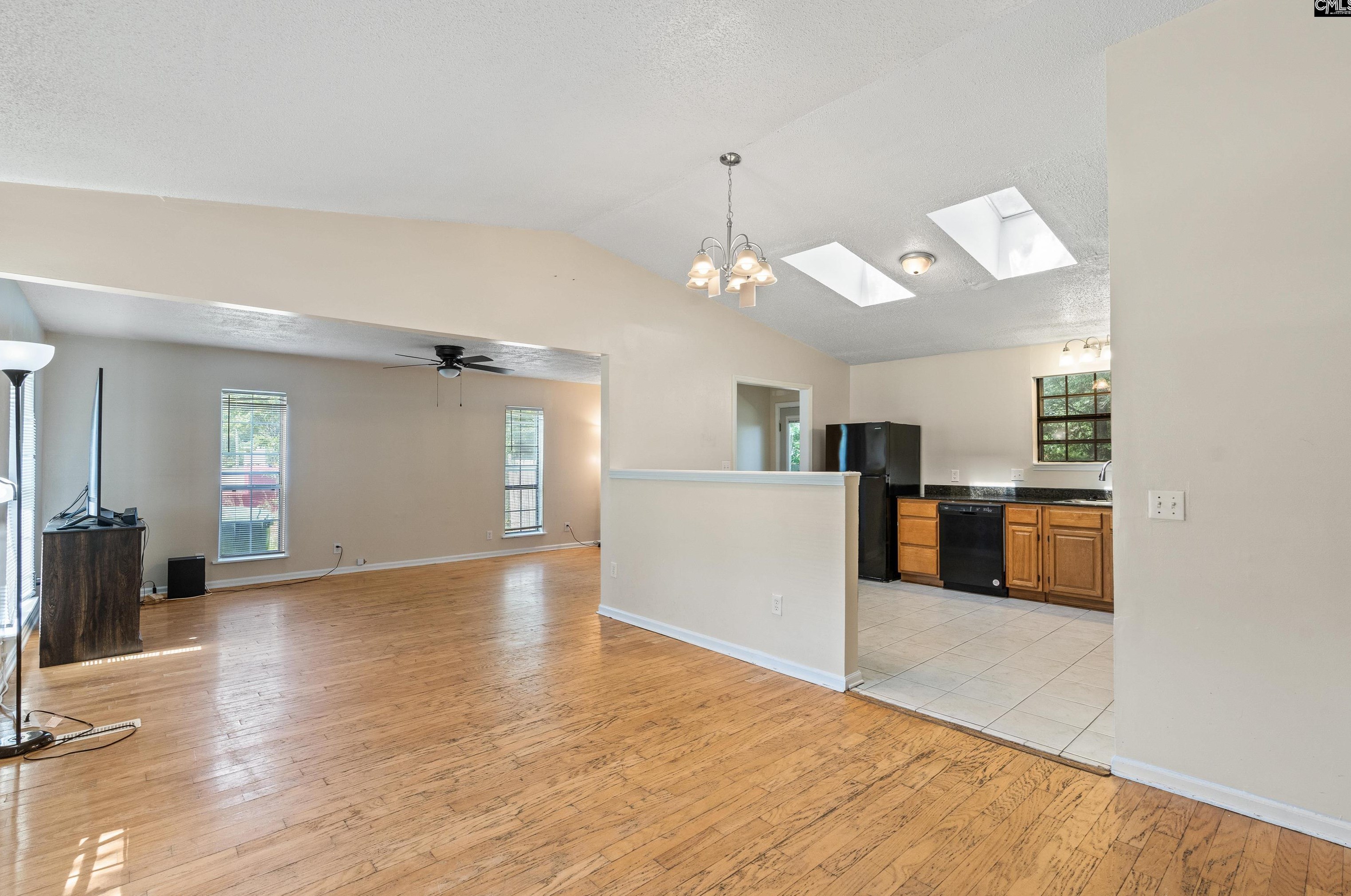 9409 Farrow Rd, Columbia, SC 29203-9717