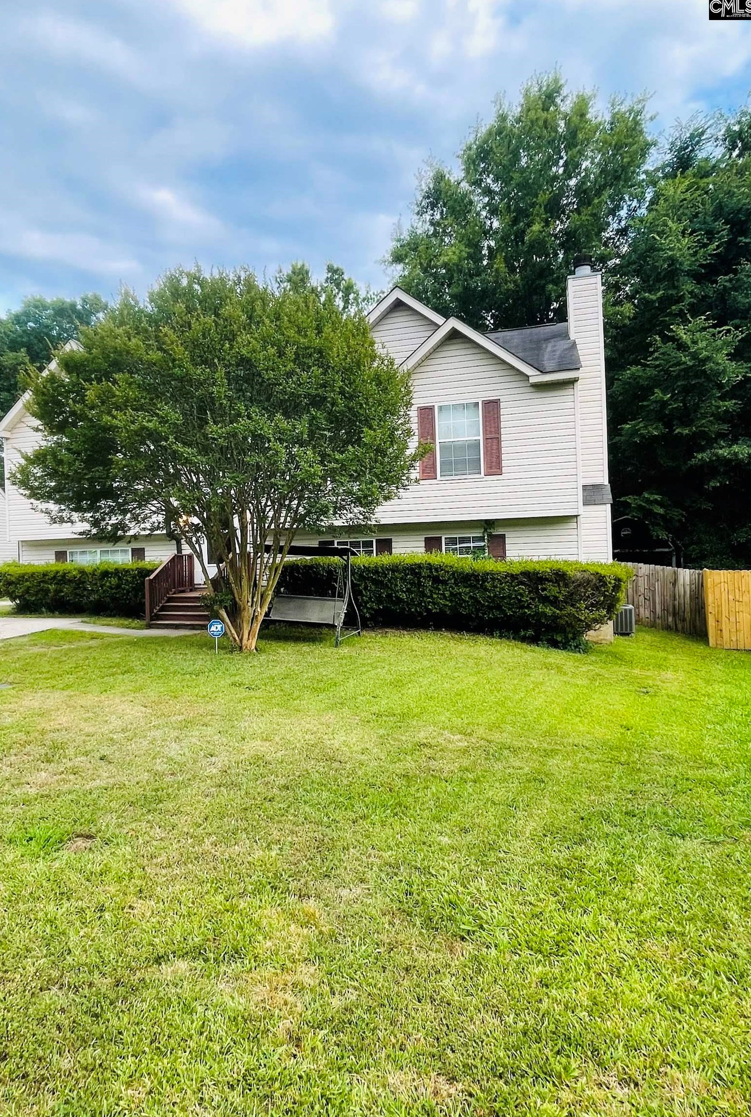11 Lowescroft Cir, Irmo, SC 29063-8320