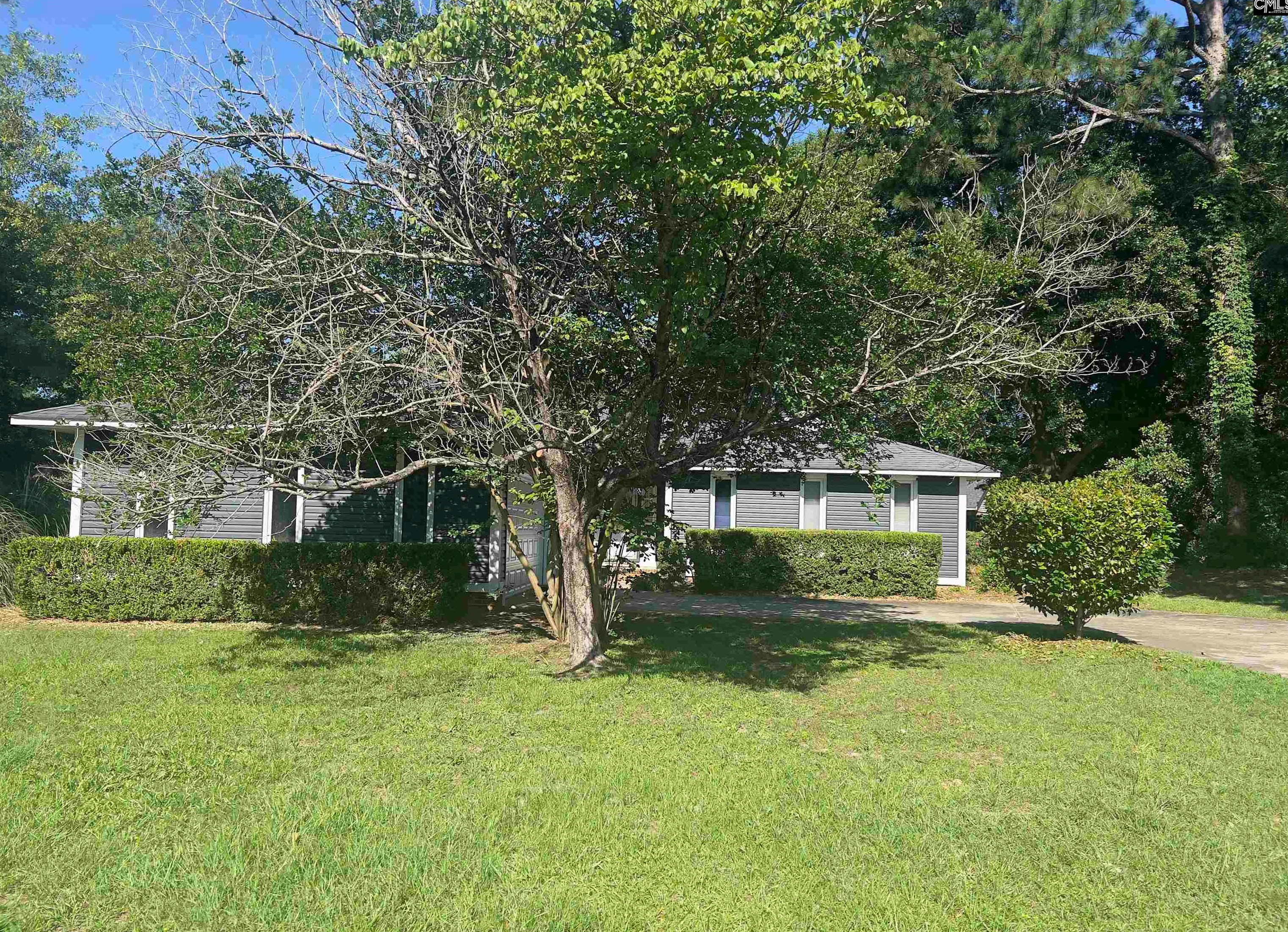 868 Twin Lakes Dr, Sumter, SC 29154-6012