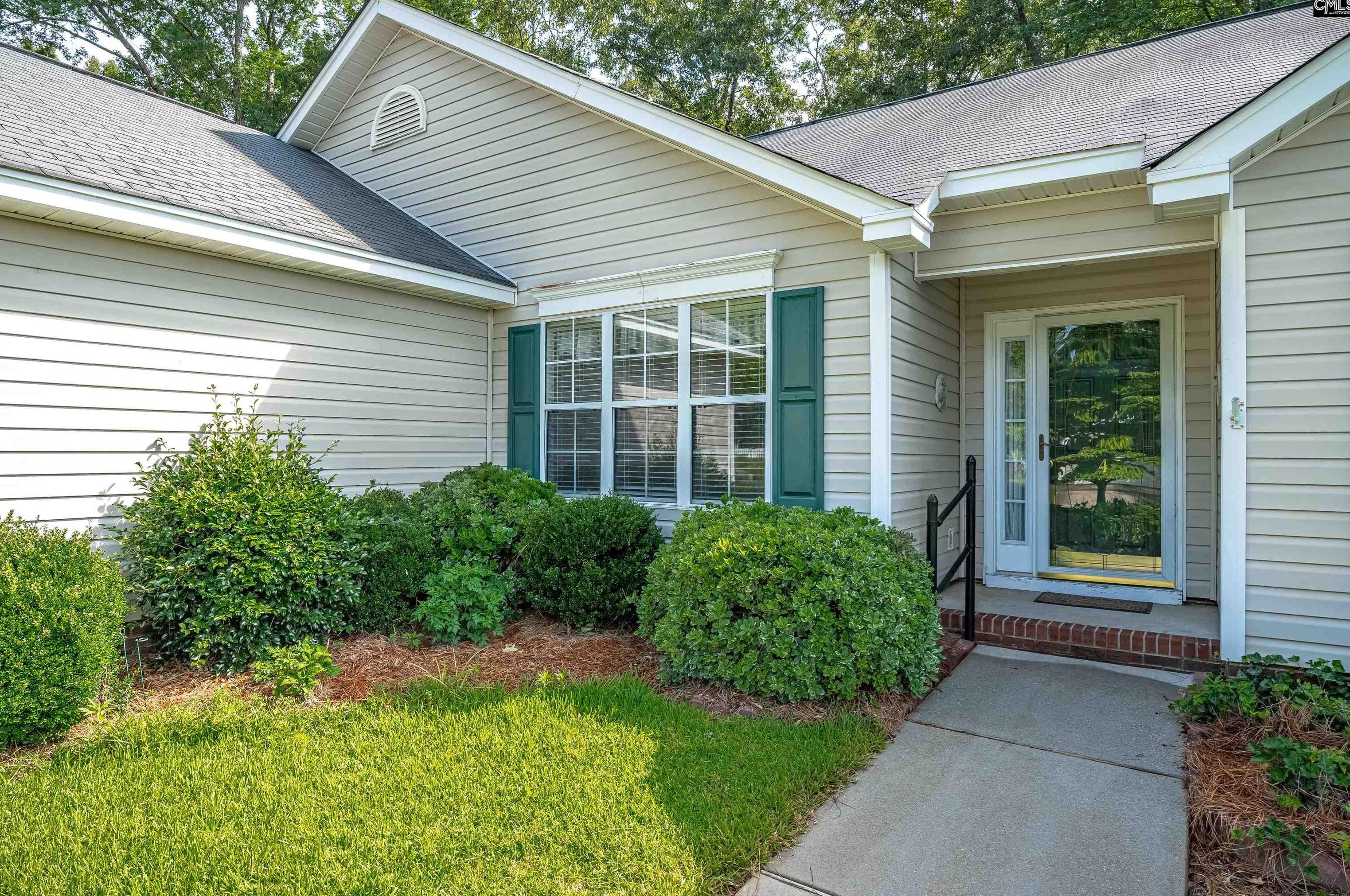 4 Valley Falls Ct, Irmo, SC 29063-7832