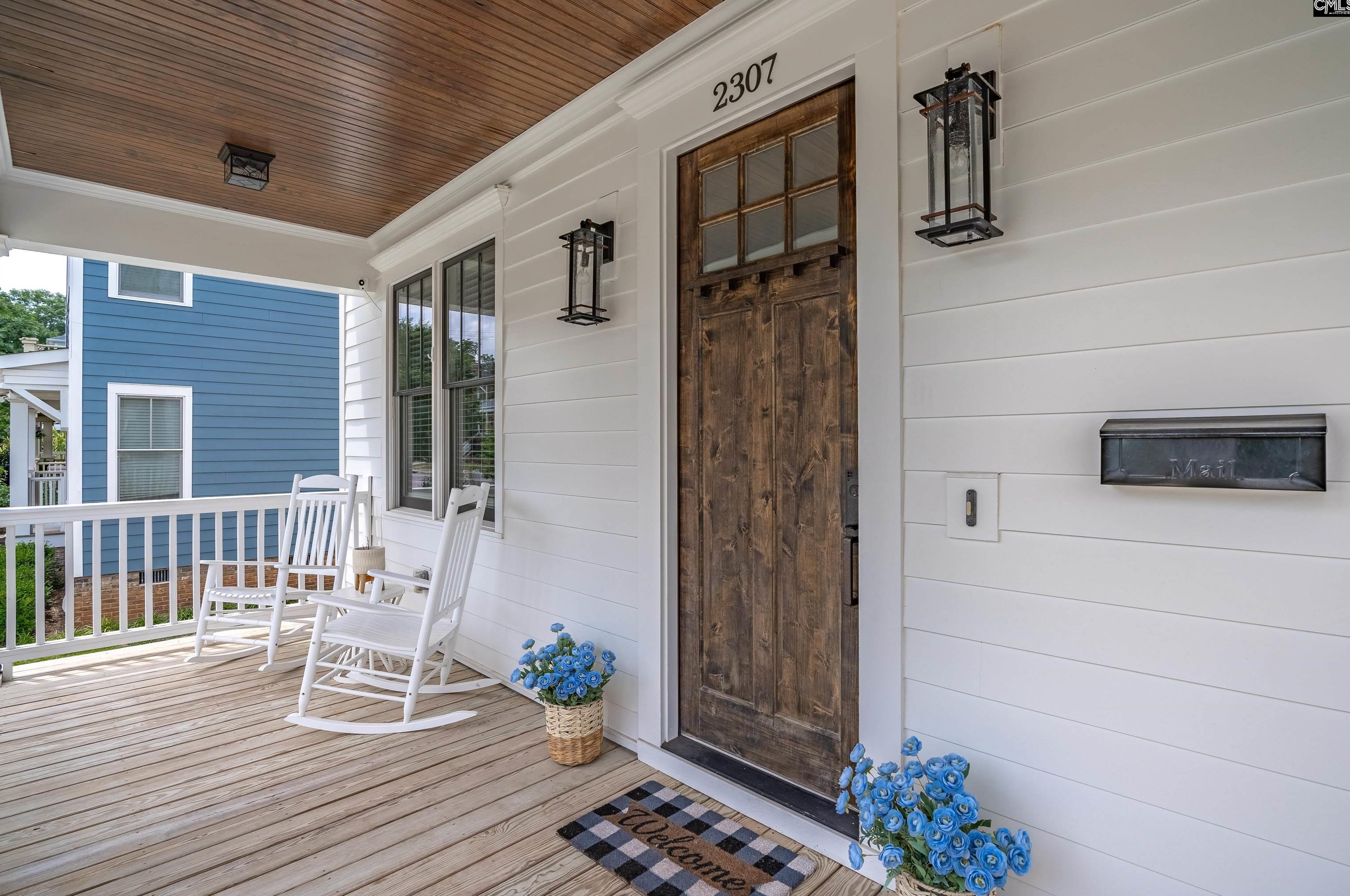 2307 Wayne St, Columbia, SC 29201-2056