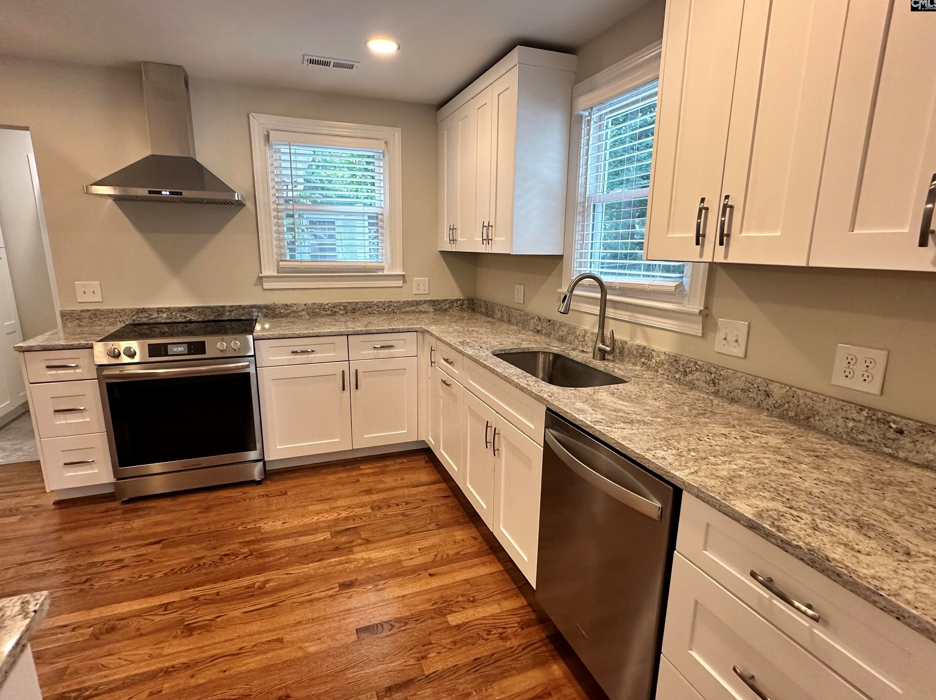 3811 Barwick St, Columbia SC 29205-4111 exterior