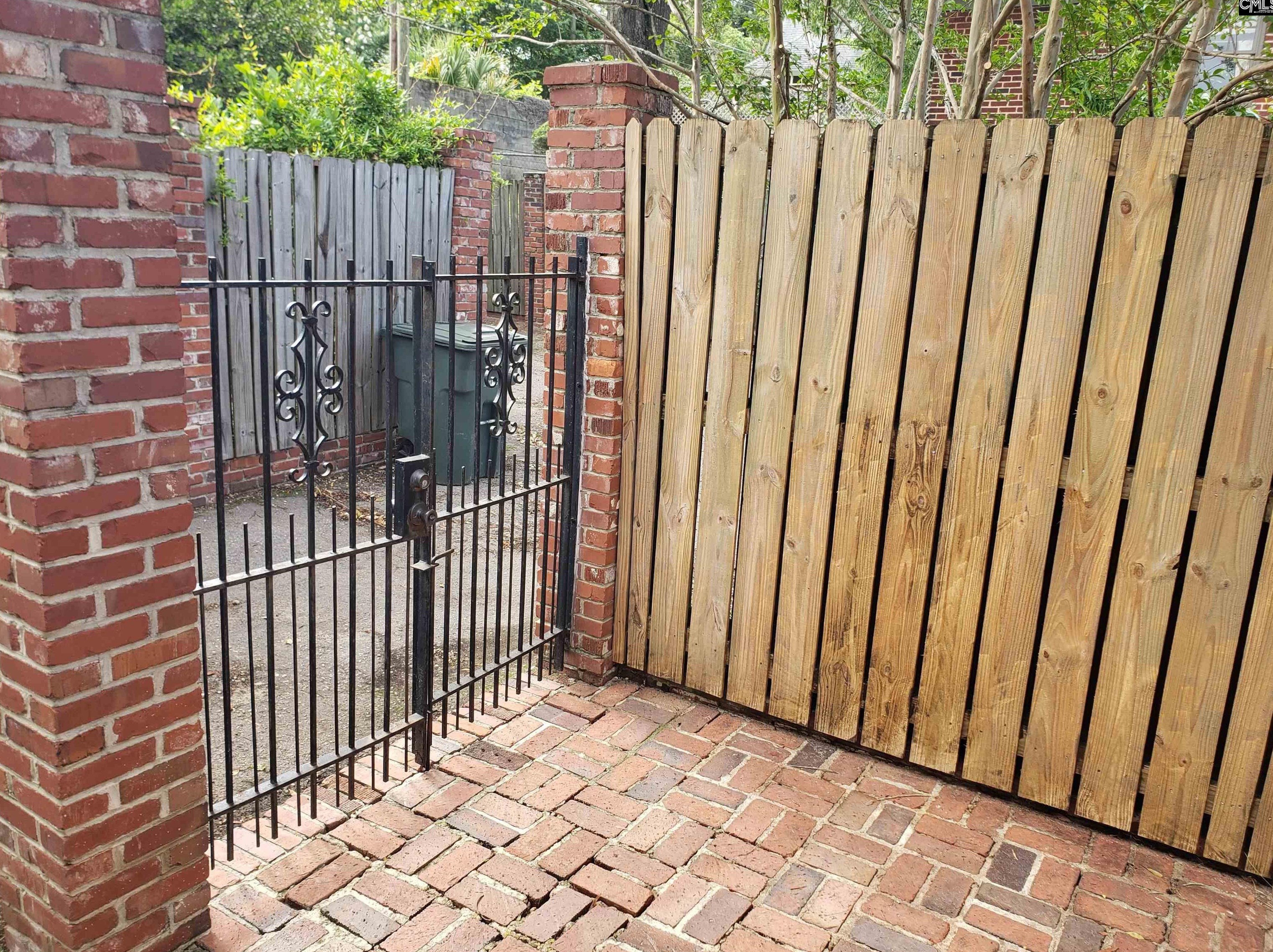 1804 Wheat St, Columbia SC 29205-3051 exterior