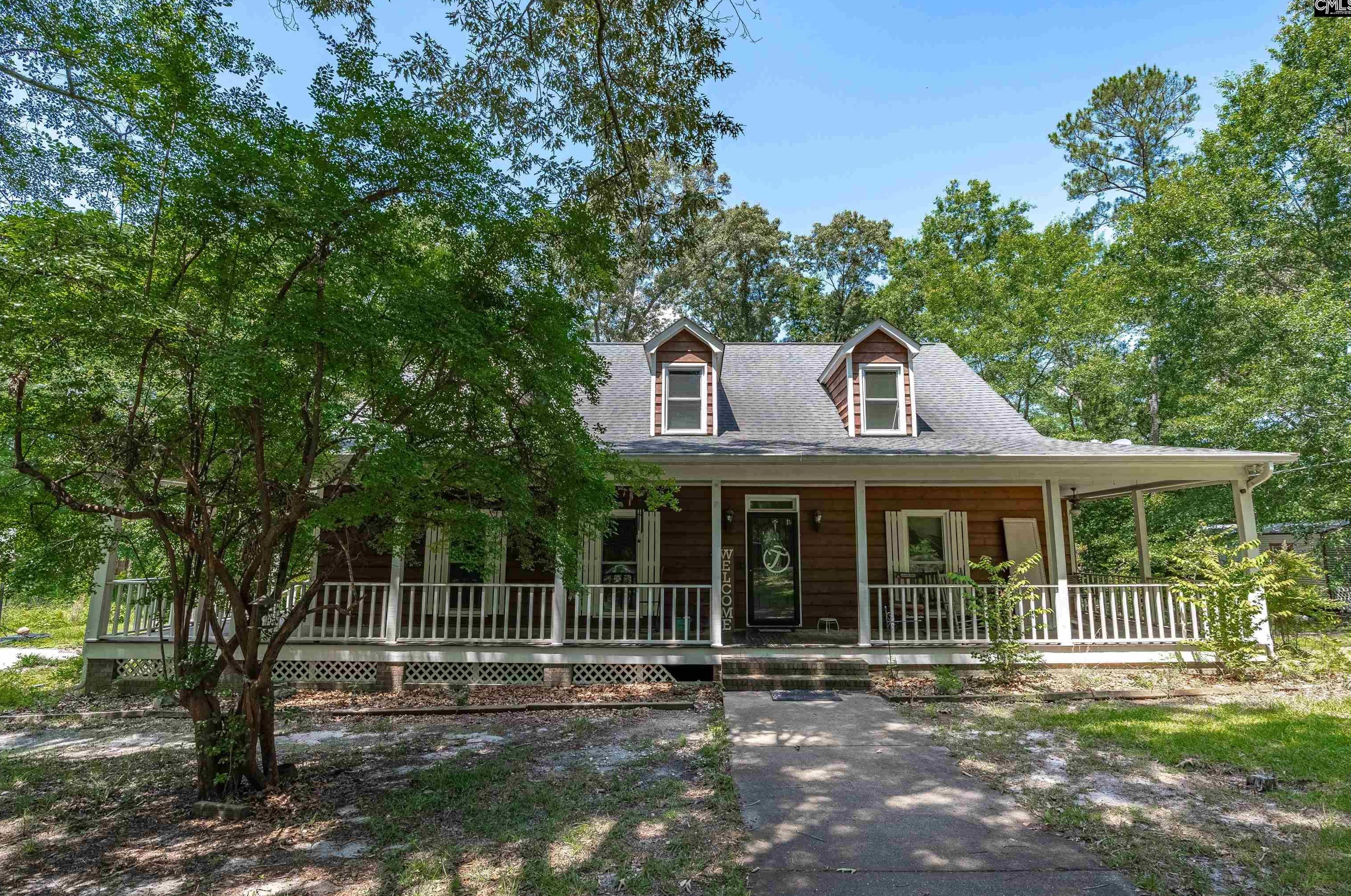 201 Robbie Rd, Lexington, SC 29073-7817