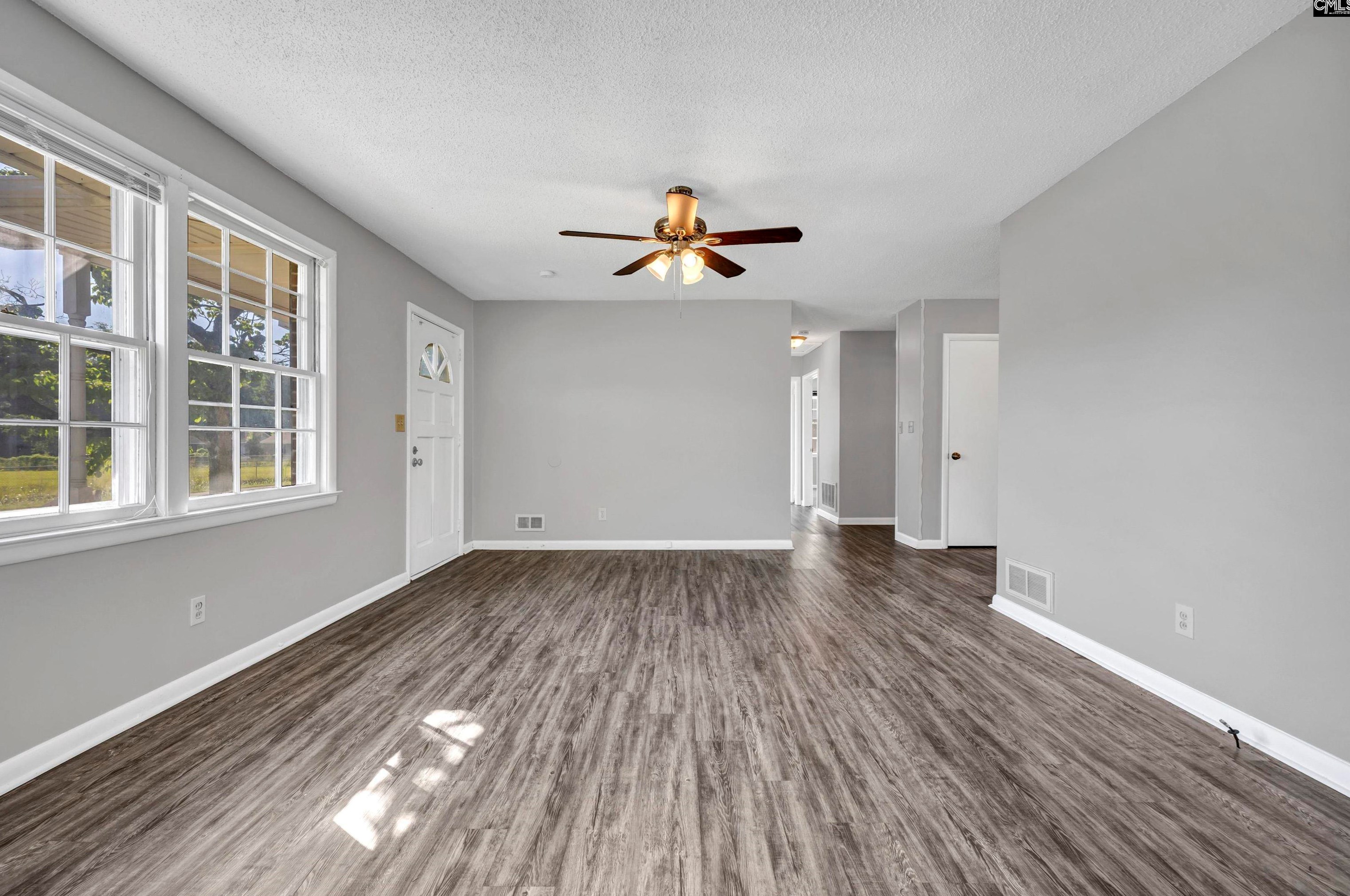 2350 Orchard St, Cayce-West Columbia, SC 29033-2521