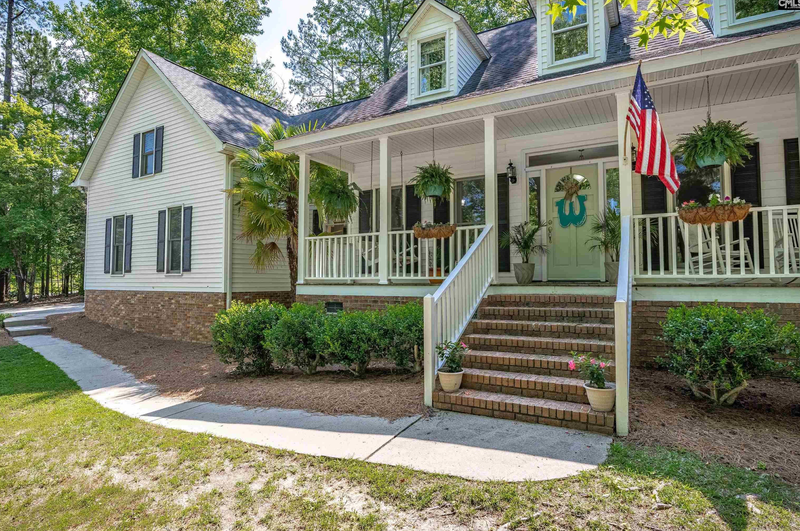 201 Carola Ln, Lexington, SC 29072-3923