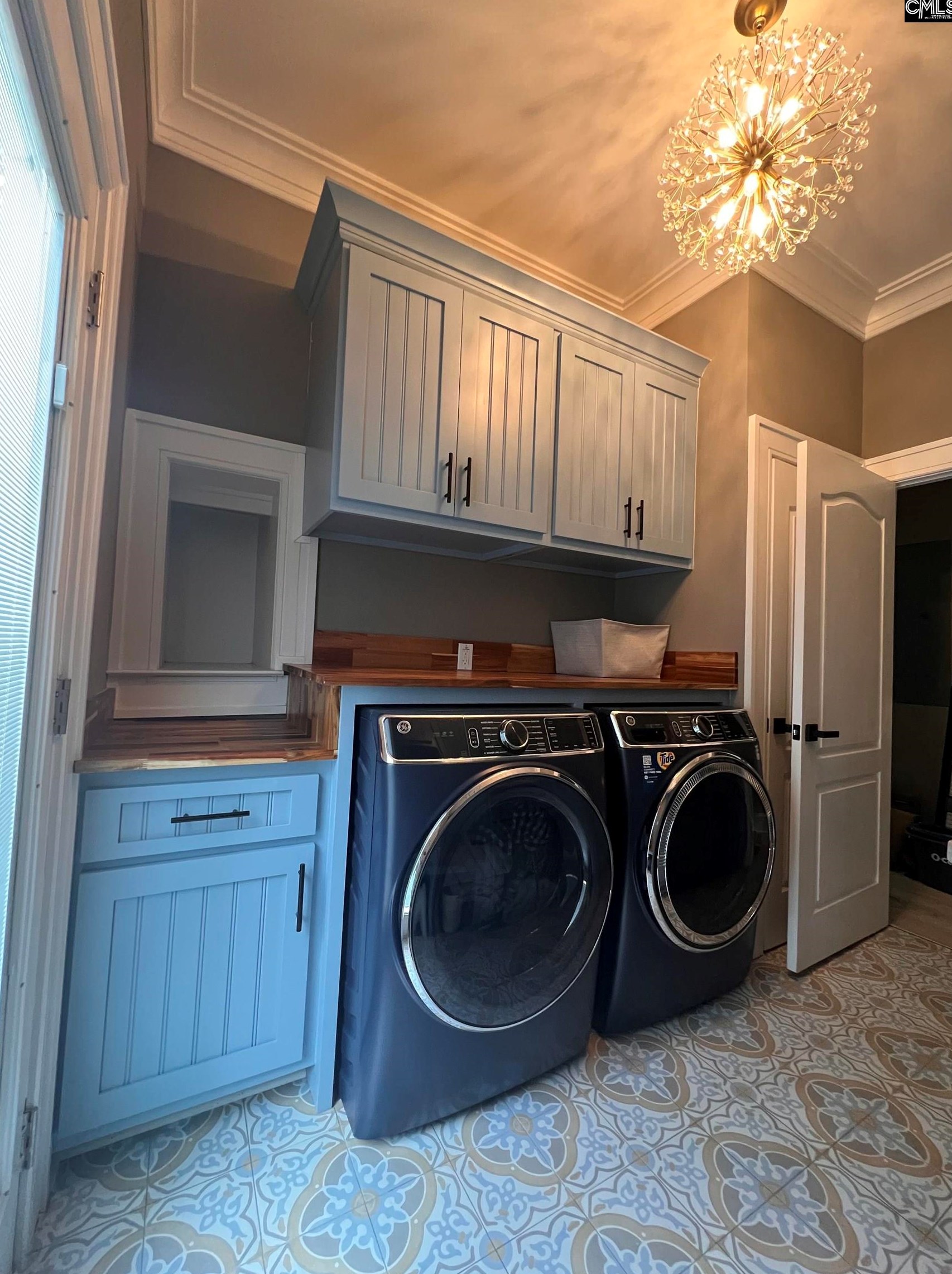 1028 Bryan St, Columbia SC 29201-2137 exterior