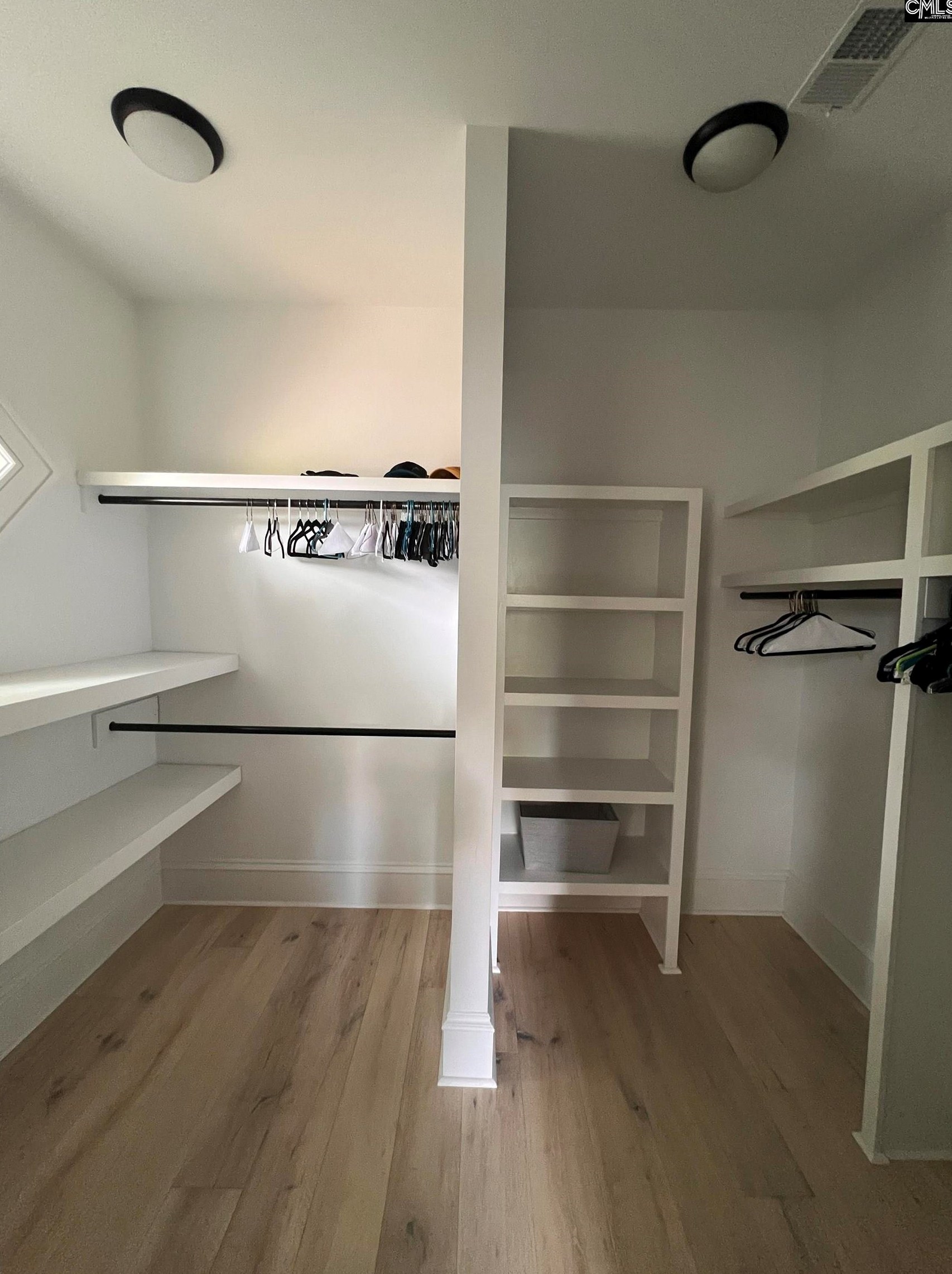 1028 Bryan St, Columbia SC 29201-2137 exterior