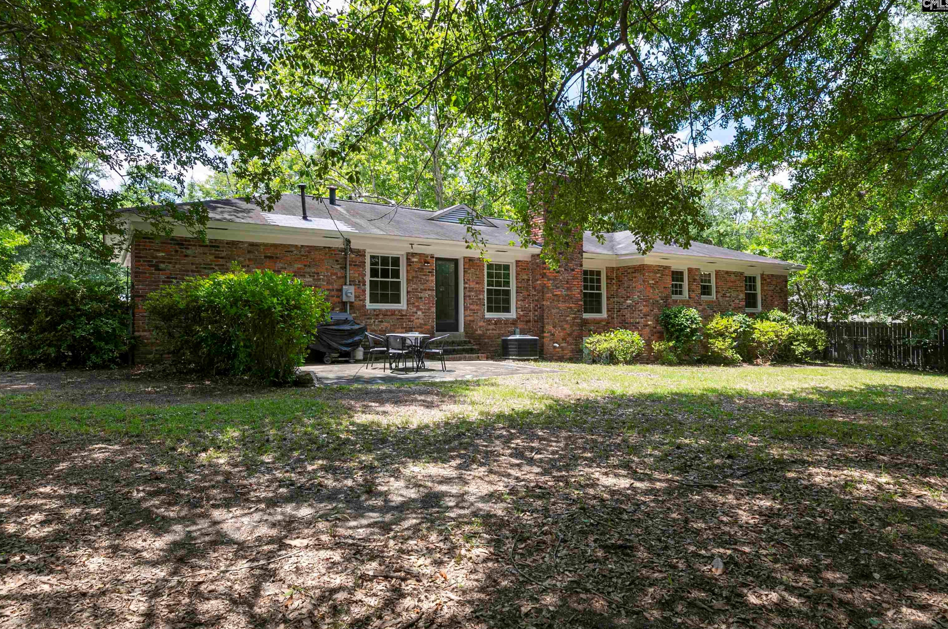 74 Dinwood Cir, Columbia, SC 29204-3708