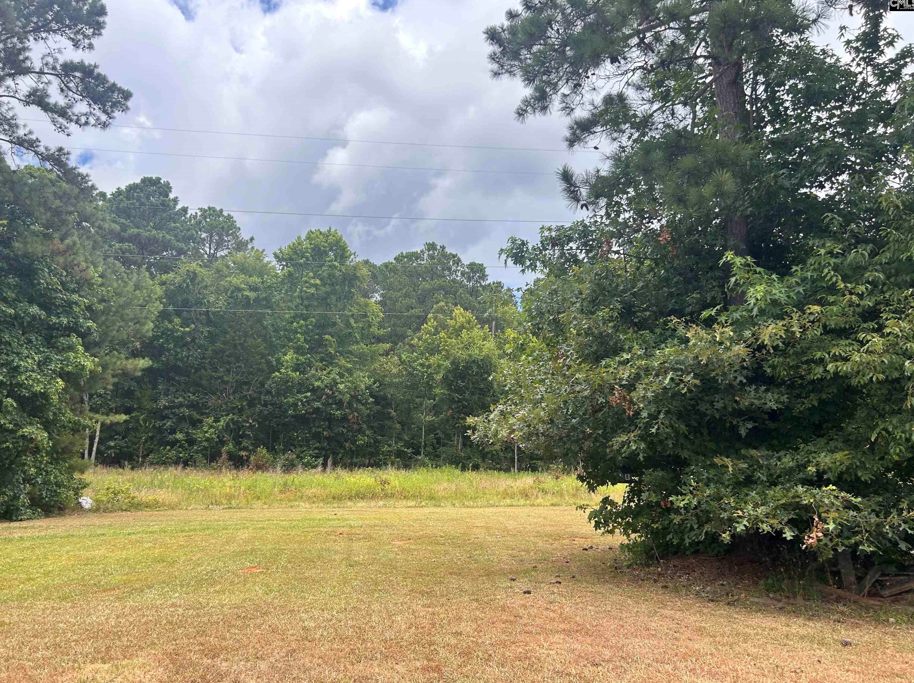 214 Suburban Dr, Greenwood, SC 29646