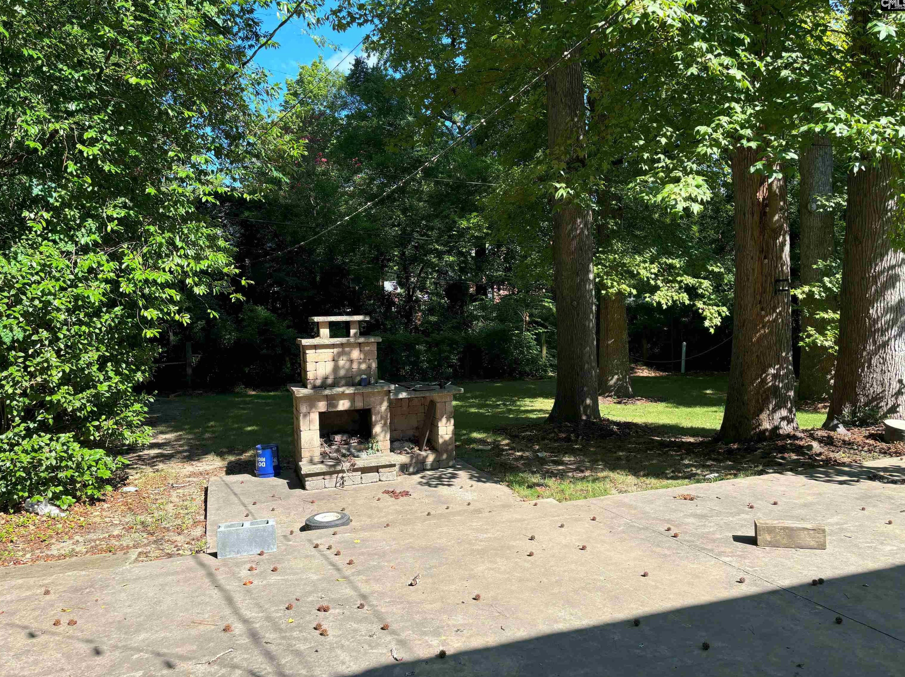 1337 Sunnyside Dr, Columbia SC 29204-3365 exterior