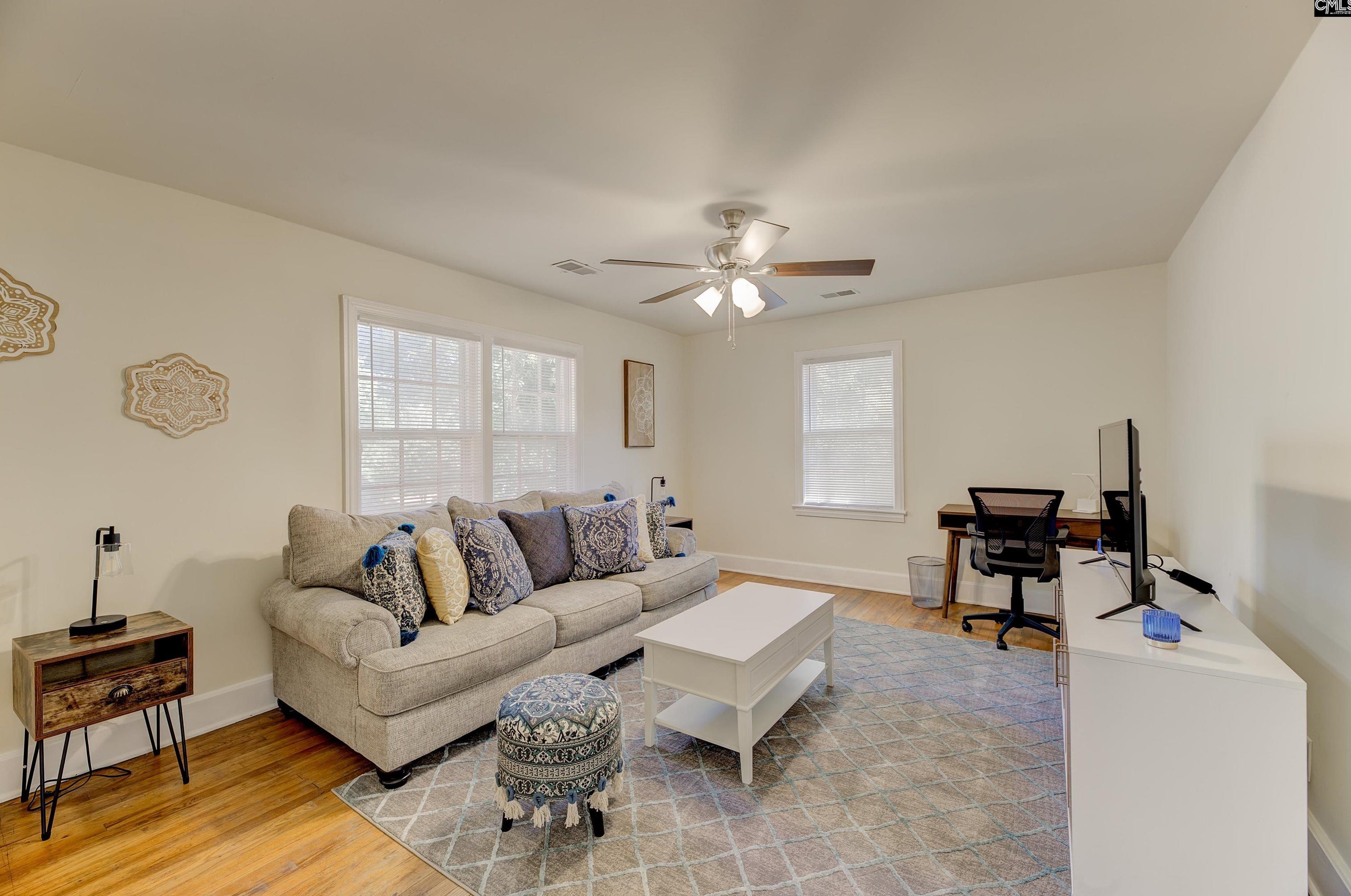 515 Woodrow St, Columbia, SC 29205-3862