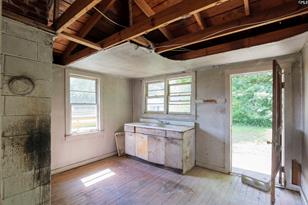 331 Thomas St, Leesville, SC 29070 - Photo 4