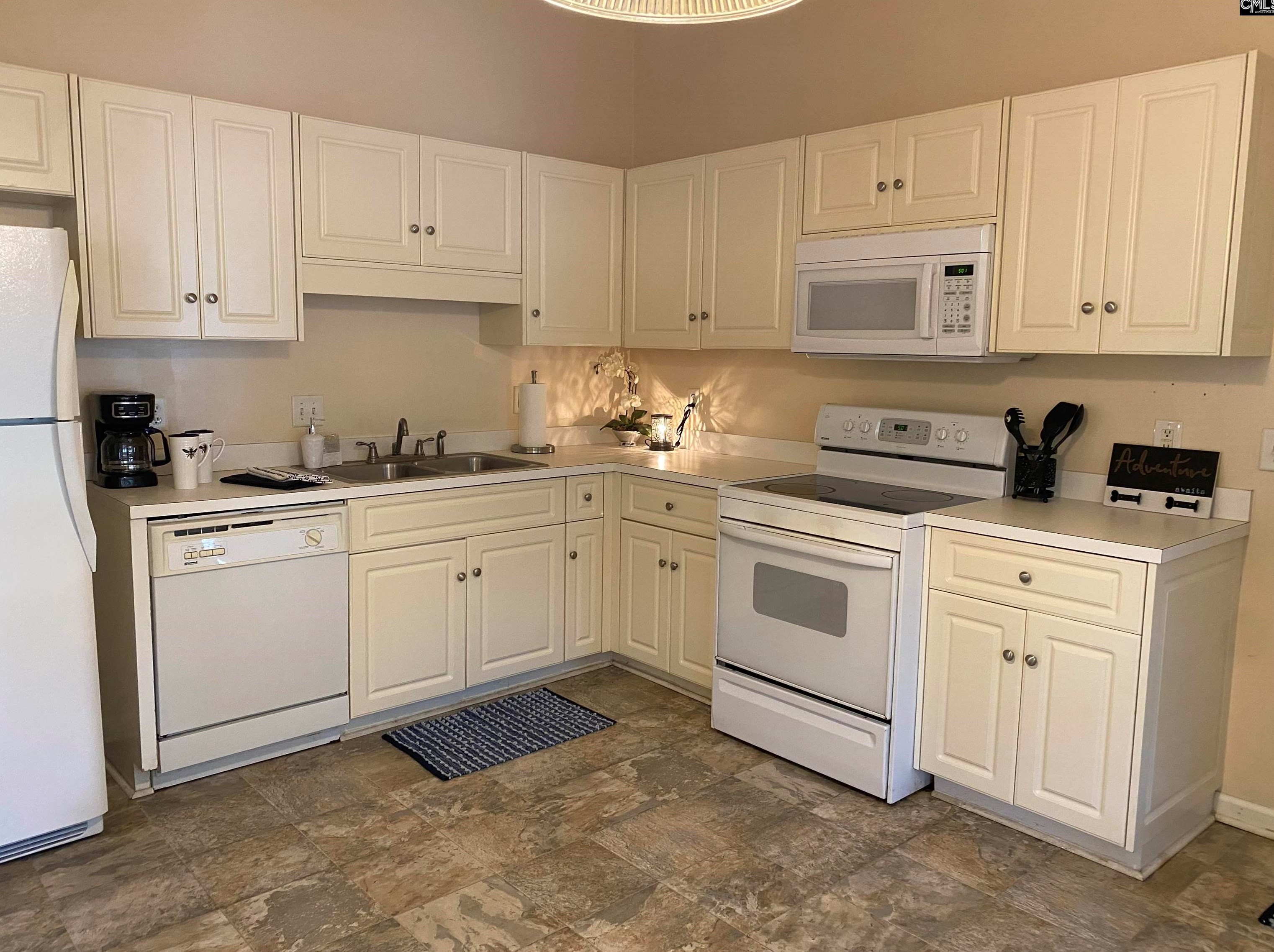 1319 Parliament Lk Dr, Columbia SC 29223-1970 exterior