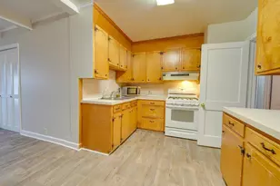 1010 Laurens St, Camden, SC 29020 - Photo 12