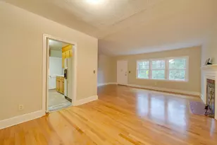 1010 Laurens St, Camden, SC 29020 - Photo 8