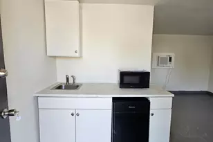 2322 Two Notch Rd, Columbia, SC 29204 - Photo 6