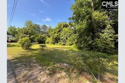 702 Hampton Street #C 4, Camden, SC 29020 - Photo 4