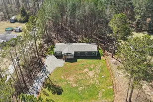 106 Foxcroft Dr, Greenwood, SC 29649 - Photo 2