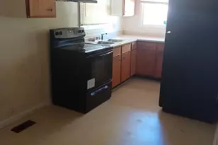 470 Scott St, Orangeburg, SC 29115 - Photo 2