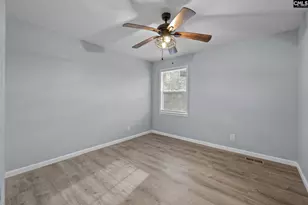 7819 Charles Towne Dr, Columbia, SC 29209 - Photo 14