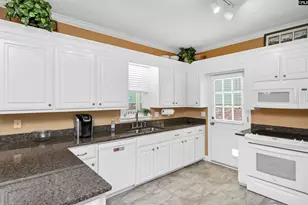 1 Circle Dr, Chapin, SC 29036 - Photo 12