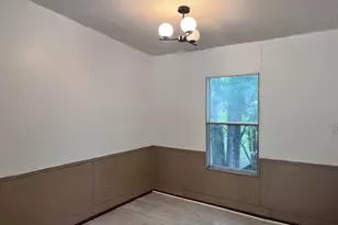 6726 E Peach Rd, Ridgeway, SC 29130 - Photo 8