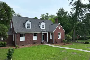 3925 Rosewood Dr, Columbia, SC 29205 - Photo 1