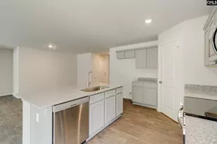 545 E Brewington Rd, Sumter, SC 29153 - Photo 8