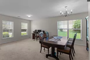 175 Rosecliff Cir, Hopkins, SC 29061 - Photo 6
