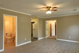 5828 Old Leesburg Rd, Hopkins, SC 29061 - Photo 10