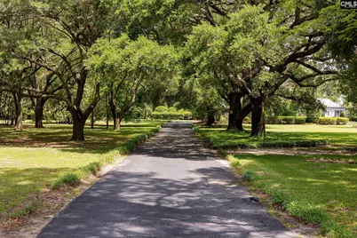 1100 W Carolina Avenue, Hartsville, SC 29550 - Photo 2