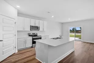 535 Leathertree Ln, Blythewood, SC 29016 - Photo 4