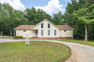 813 Edisto Lake Rd, Wagener, SC 29164 - Photo 1