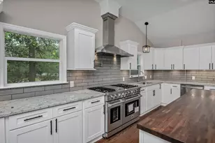 4664 Sylvan Dr, Columbia, SC 29206 - Photo 8