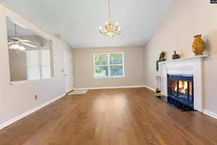248 Flowerwood Dr, Hopkins, SC 29061 - Photo 6