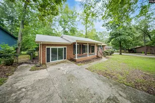 328 Beechwood Ln, Irmo, SC 29063 - Photo 2