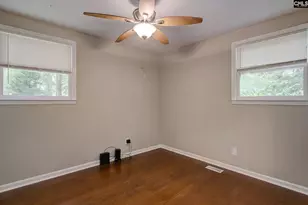 4243 Mandel Dr, Columbia, SC 29210 - Photo 10