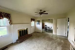 404 N Jennings St, Saluda, SC 29138 - Photo 4