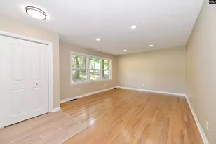 4 Valleybrook Ct, Sumter, SC 29154 - Photo 6