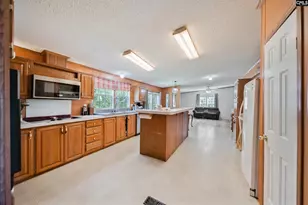 320 Hunter Rd, Greenwood, SC 29646 - Photo 12