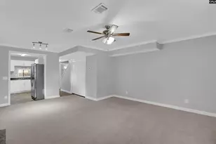 918 N Lucas St, West Columbia, SC 29169 - Photo 8