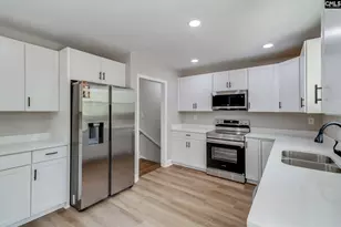 3544 Foxhall Rd, Columbia, SC 29204 - Photo 4