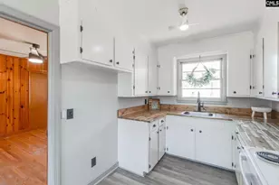 908 B Ave, West Columbia, SC 29169 - Photo 12