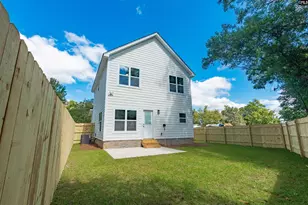 1519 Benedict St, Cayce, SC 29033 - Photo 2