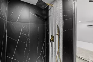 1731 Maplewood Dr, Columbia, SC 29205 - Photo 42